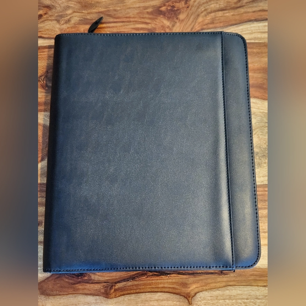 Black Padfolio NWOT